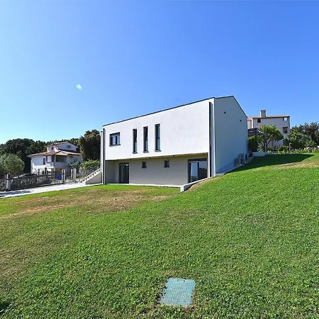 Semesterbostad Mit Privatpool Fuer 6 Personen Ca 200 Qm In Vintijan, Istrien Istrische Riviera